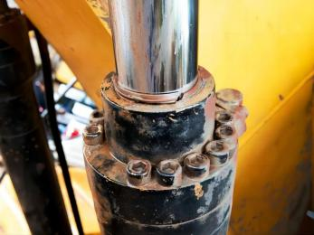 Penyelesaian Masalah Drift Silinder Hidraulik: Panduan Ringkas
